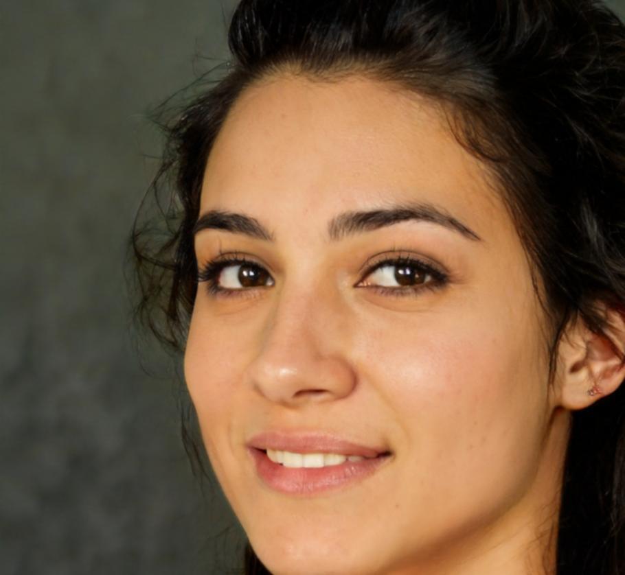 Rachel Kowalski, Senior Financial Analyst